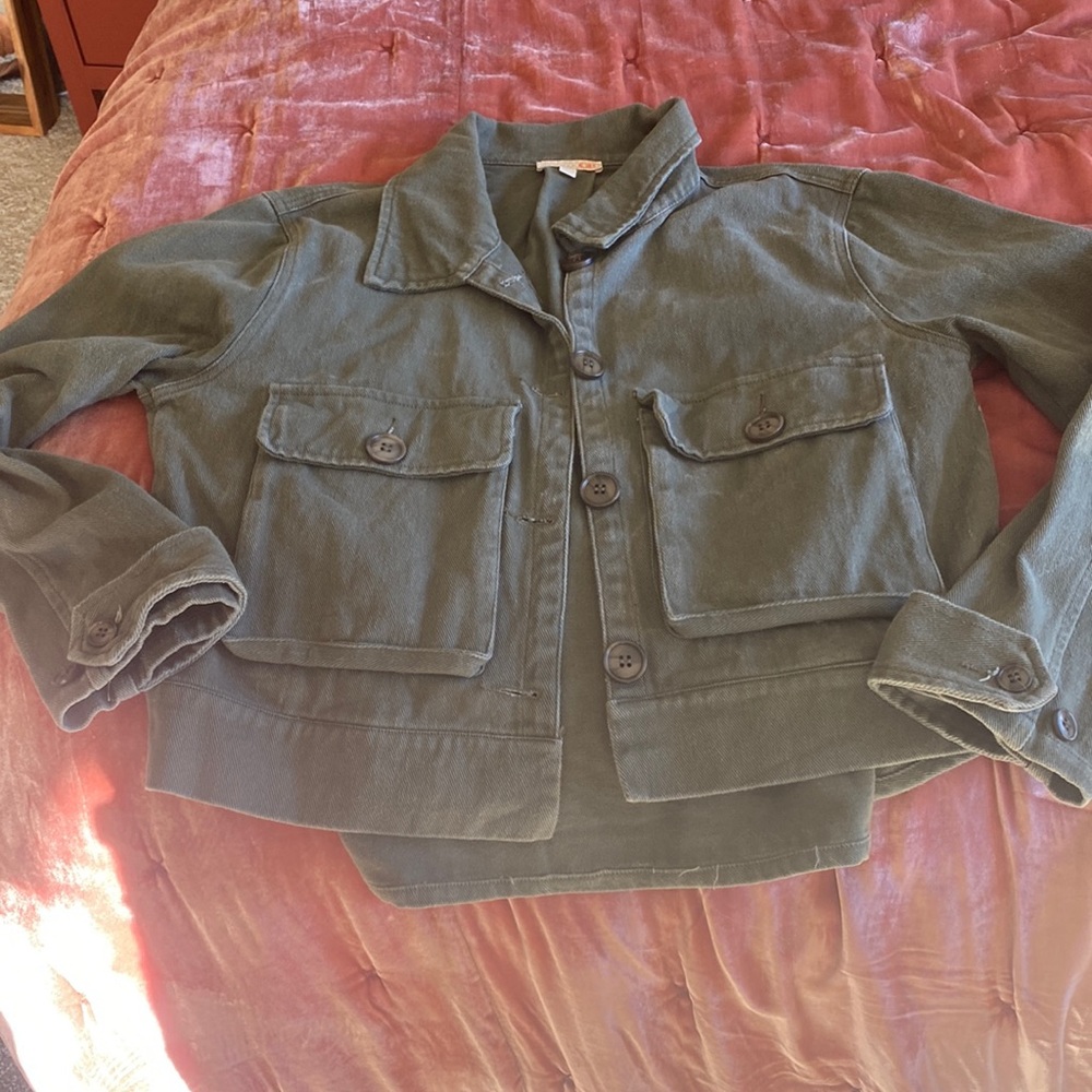 Army green thick jacket denim fabric size large